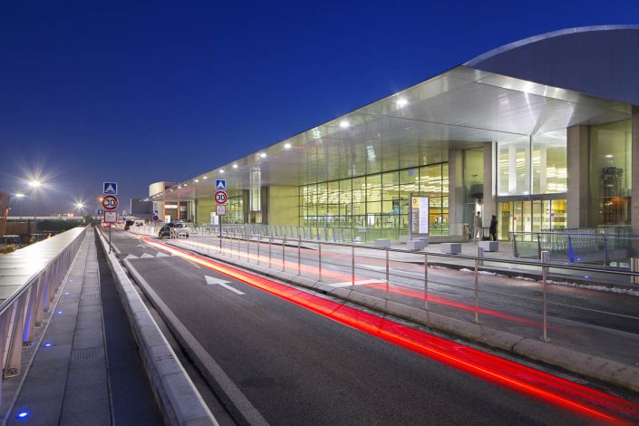 Aéroport de Toulouse Blagnac - Photographe Architecture nuit 