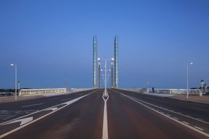 Reportage éclairages ville de Bordeaux, Pont Chaban Delmas - Photographe Architecture nuit 