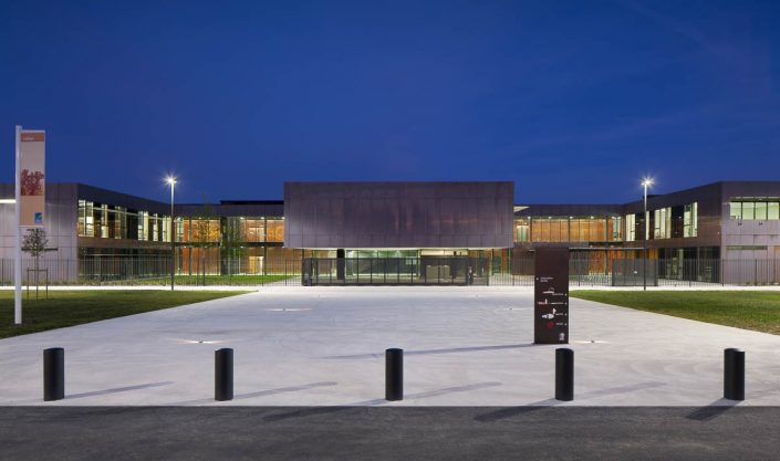 Collège de Labarthe-sur-Lèze - Photographe Architecture nuit 