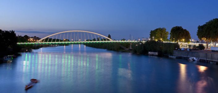 Pont Confluences d'Angers - Photographe Architecture nuit 