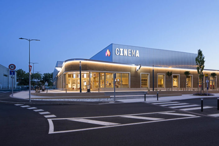 Photographie d'architecture de Cinéma Veo Grand Central à Colomiers
