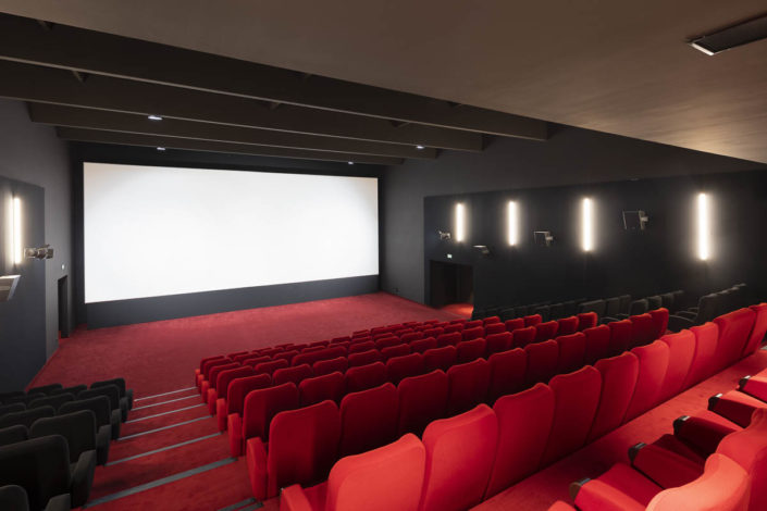 Photographie d'architecture de Cinéma Veo Grand Central à Colomiers